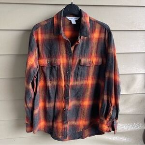 Old Navy Size S Evermore Flannel Boyfriend Shirt Orange Black Plaid Swifty Fall